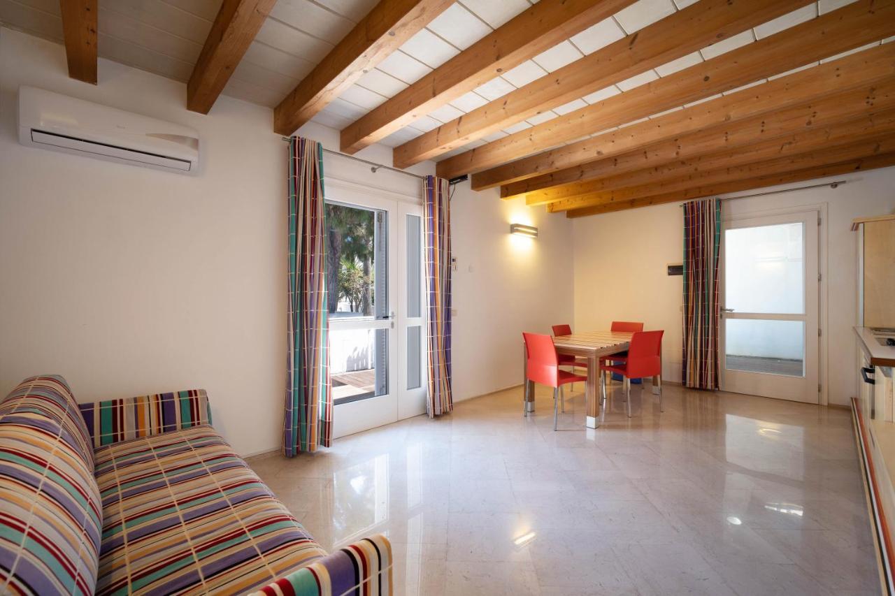 Wepuglia - Residence Calapaura Полиньяно-а-Маре Экстерьер фото