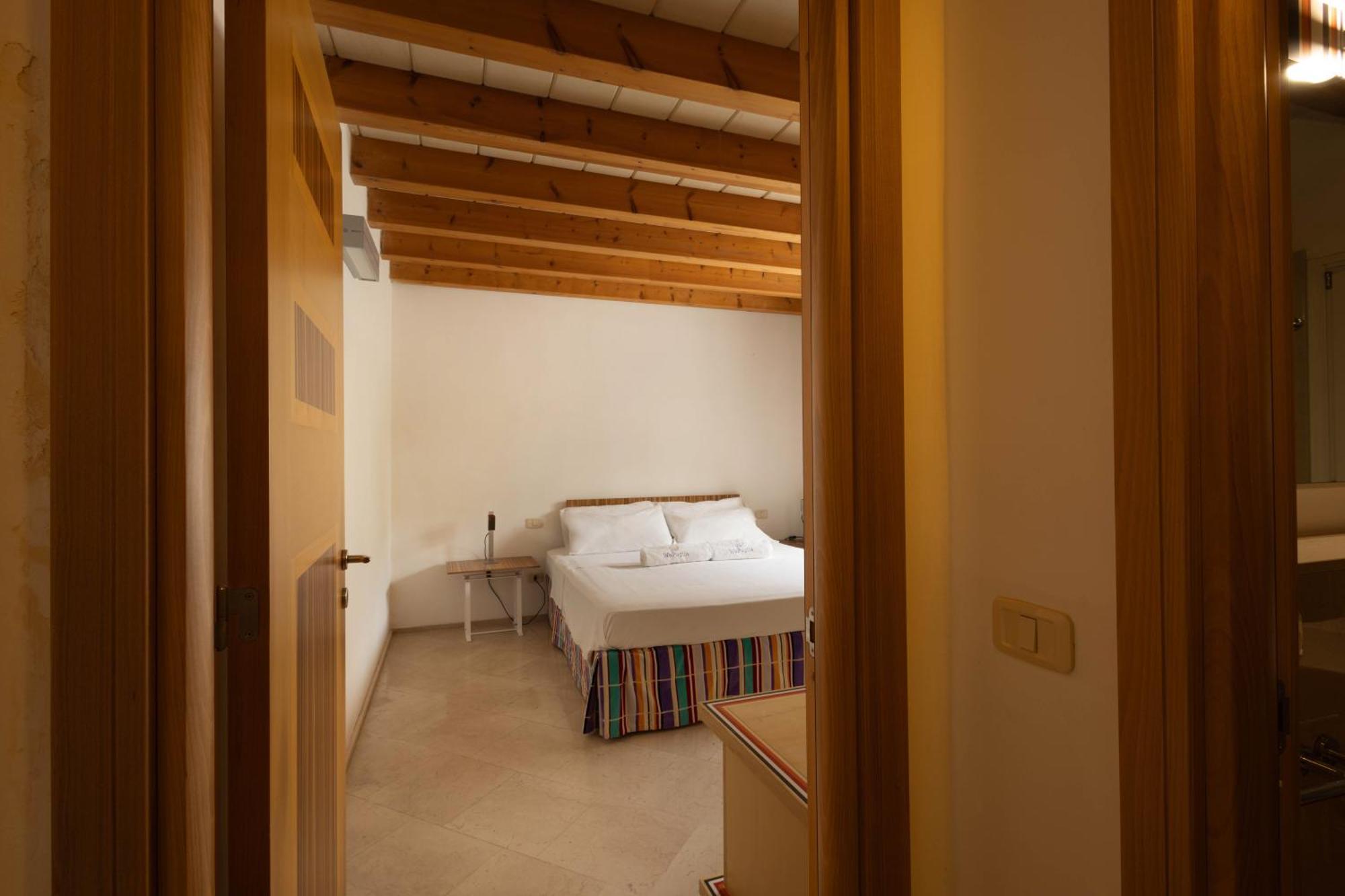 Wepuglia - Residence Calapaura Полиньяно-а-Маре Экстерьер фото